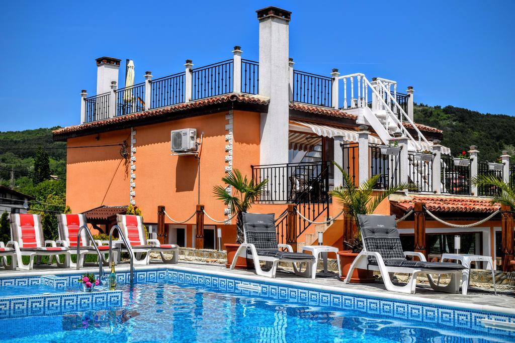 Boutique Villa Rosa Dei Venti Балчик Экстерьер фото